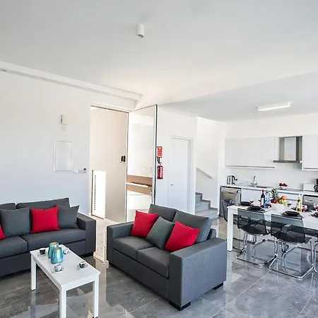 Villa Olive Silver, Brand New, Contemporary 2bdr With Private Pool Protaras